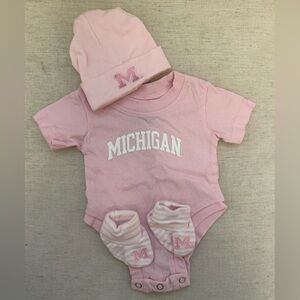 6 Months, 100%Cotton, Pink Michigan Baby Outfit Set